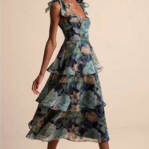 Floral Tiered Maxi Dress with Tie Straps - Excellent condition